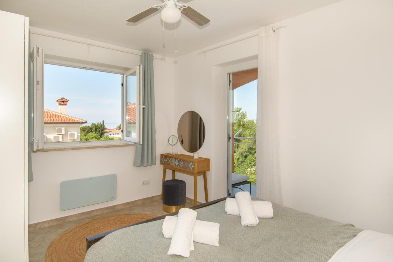 Aurea Novigrad Apartment Новиград Екстериор снимка